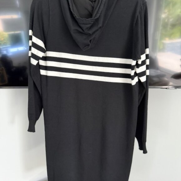 Celine Cashmere Blend Lightweight Sweater Dress With hood - Picture 5 of 7